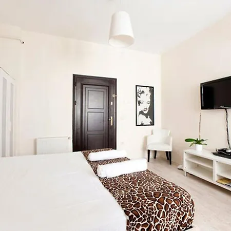 מלון Adonis House Taksim 3*
